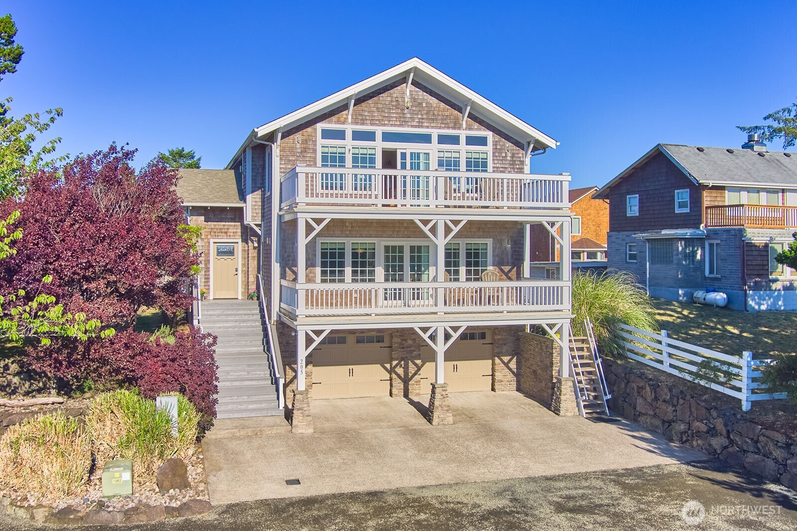 205 26th Street NW, Long Beach, WA 98631