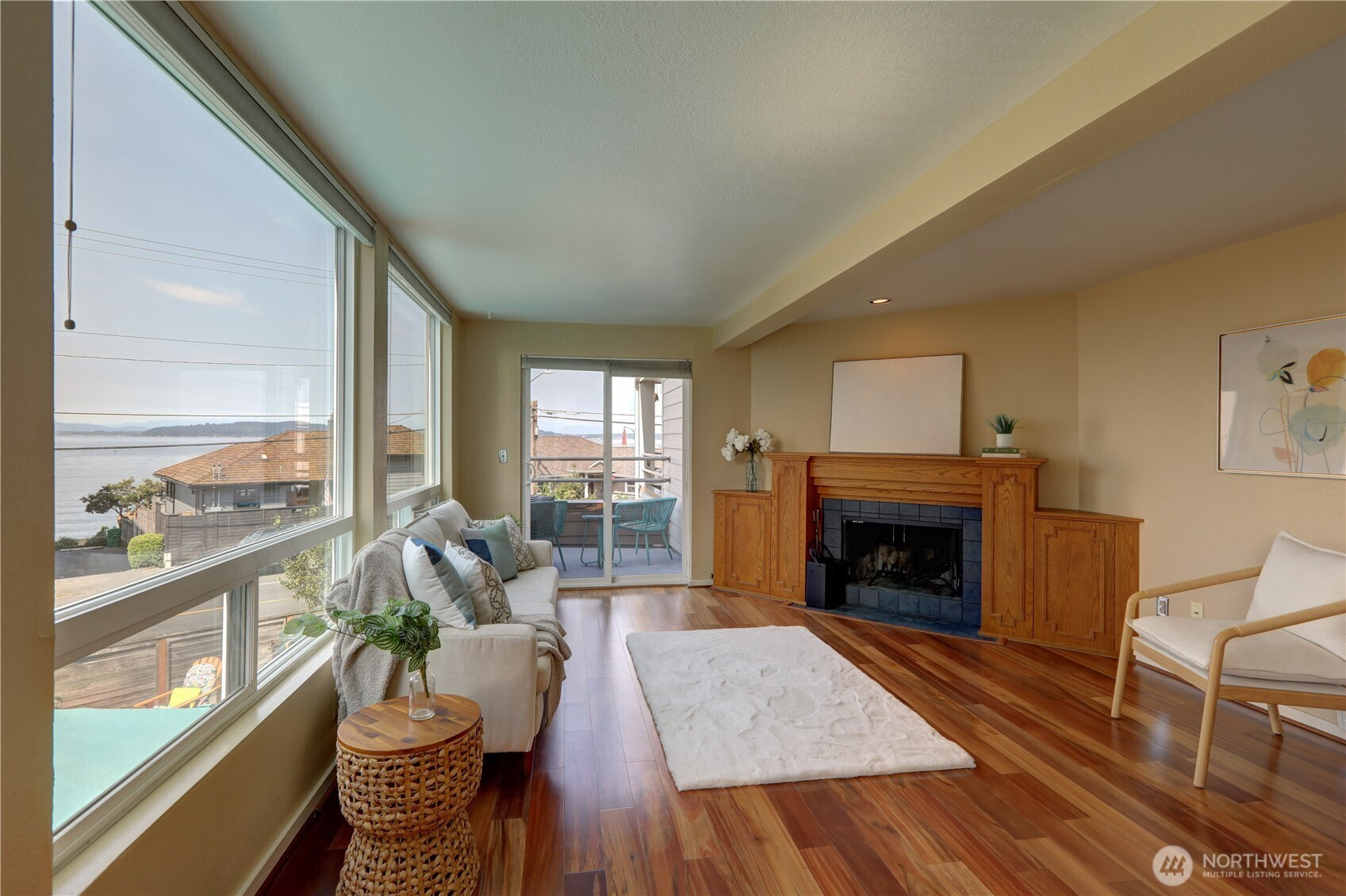 4004 Beach Drive SW, Seattle, WA 98116
