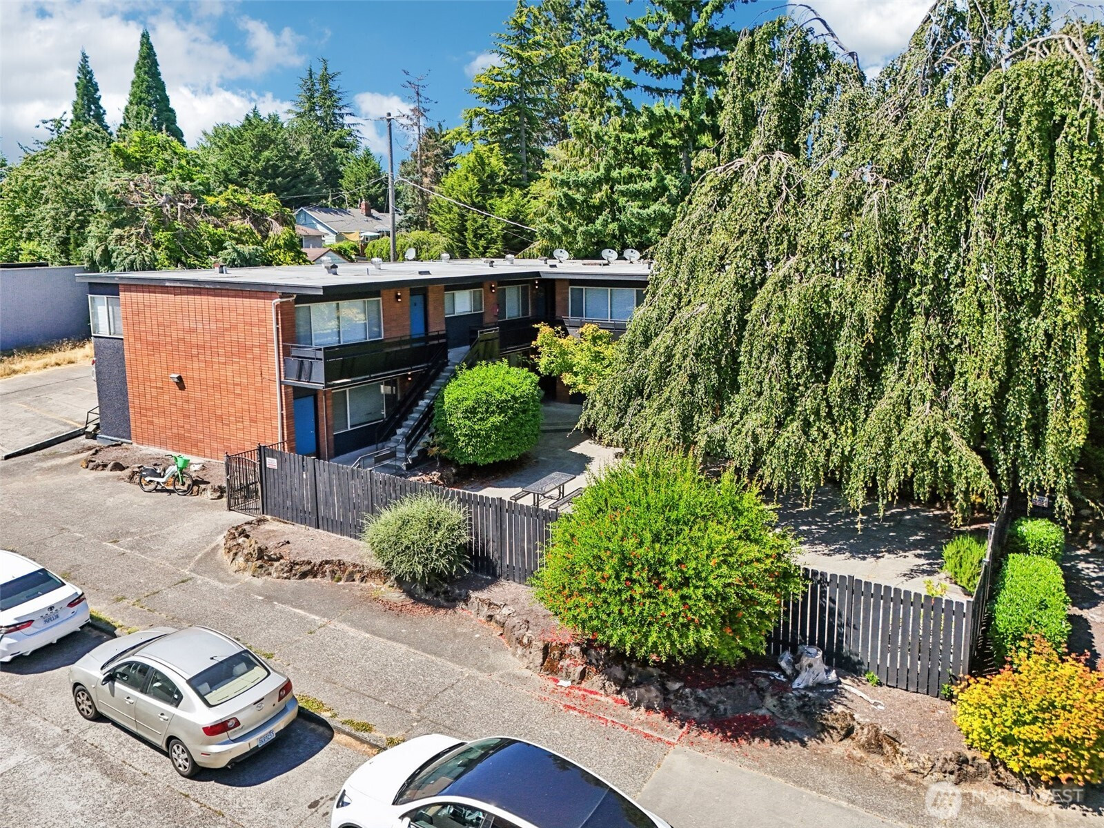 8849 35th Avenue SW, Seattle, WA 98126