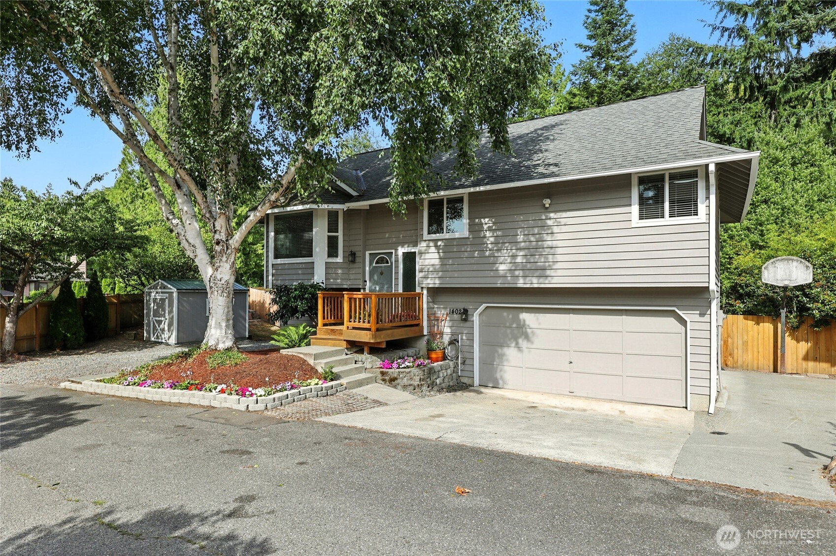1402 51st Place SW, Everett, WA 98203
