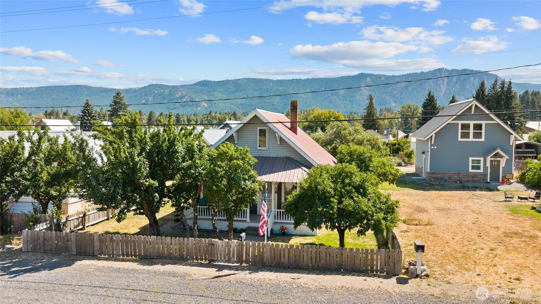 716 E Third Street, Cle Elum, WA 98922