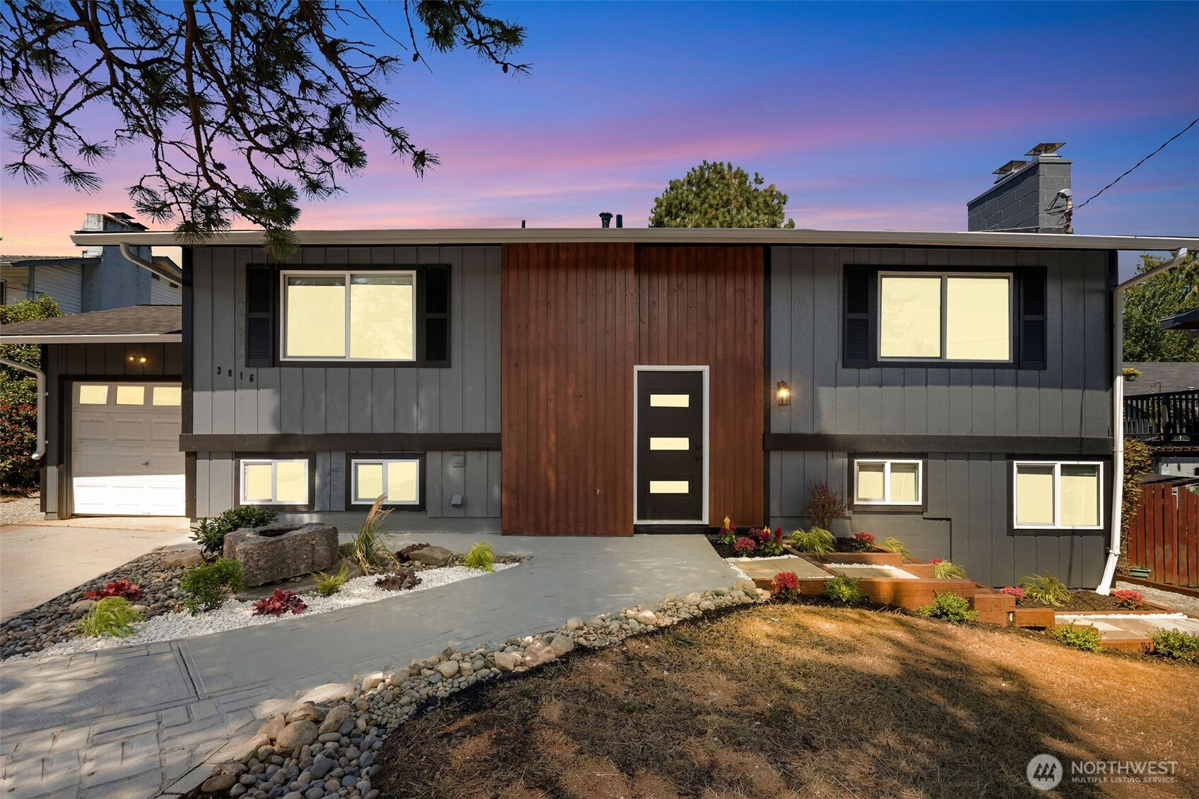 3816 S 249th Street, Kent, WA 98032