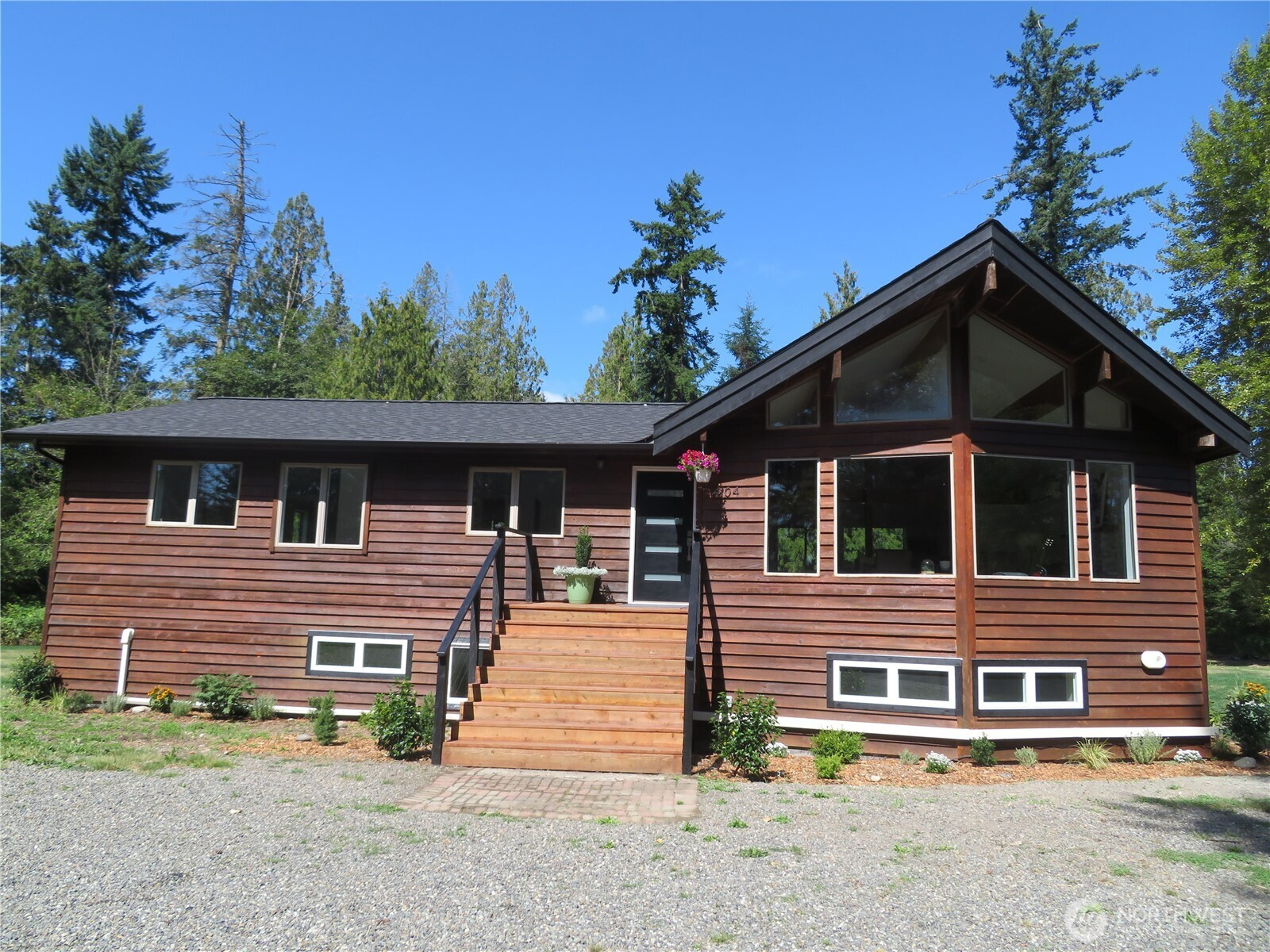 4104 Loomis Trail Road, Blaine, WA 98230