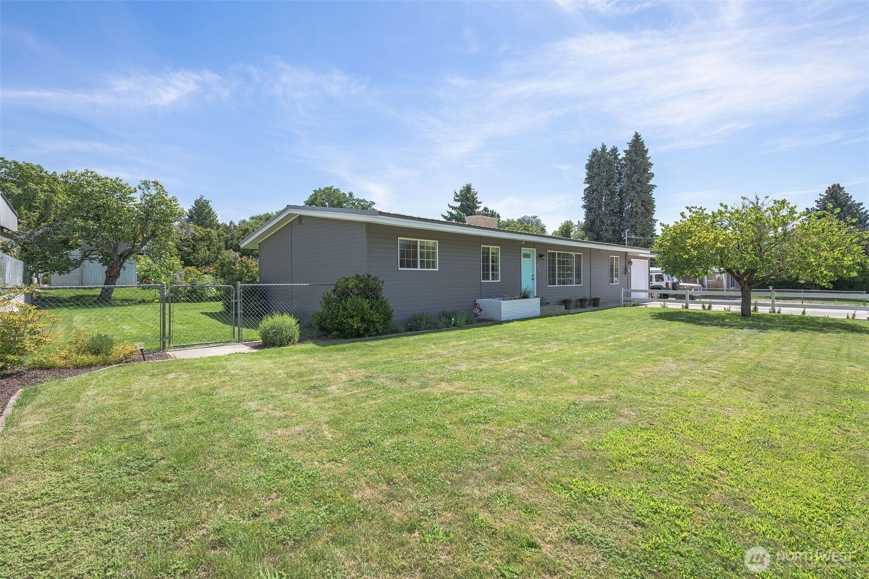 267 N James Avenue, East Wenatchee, WA 98802