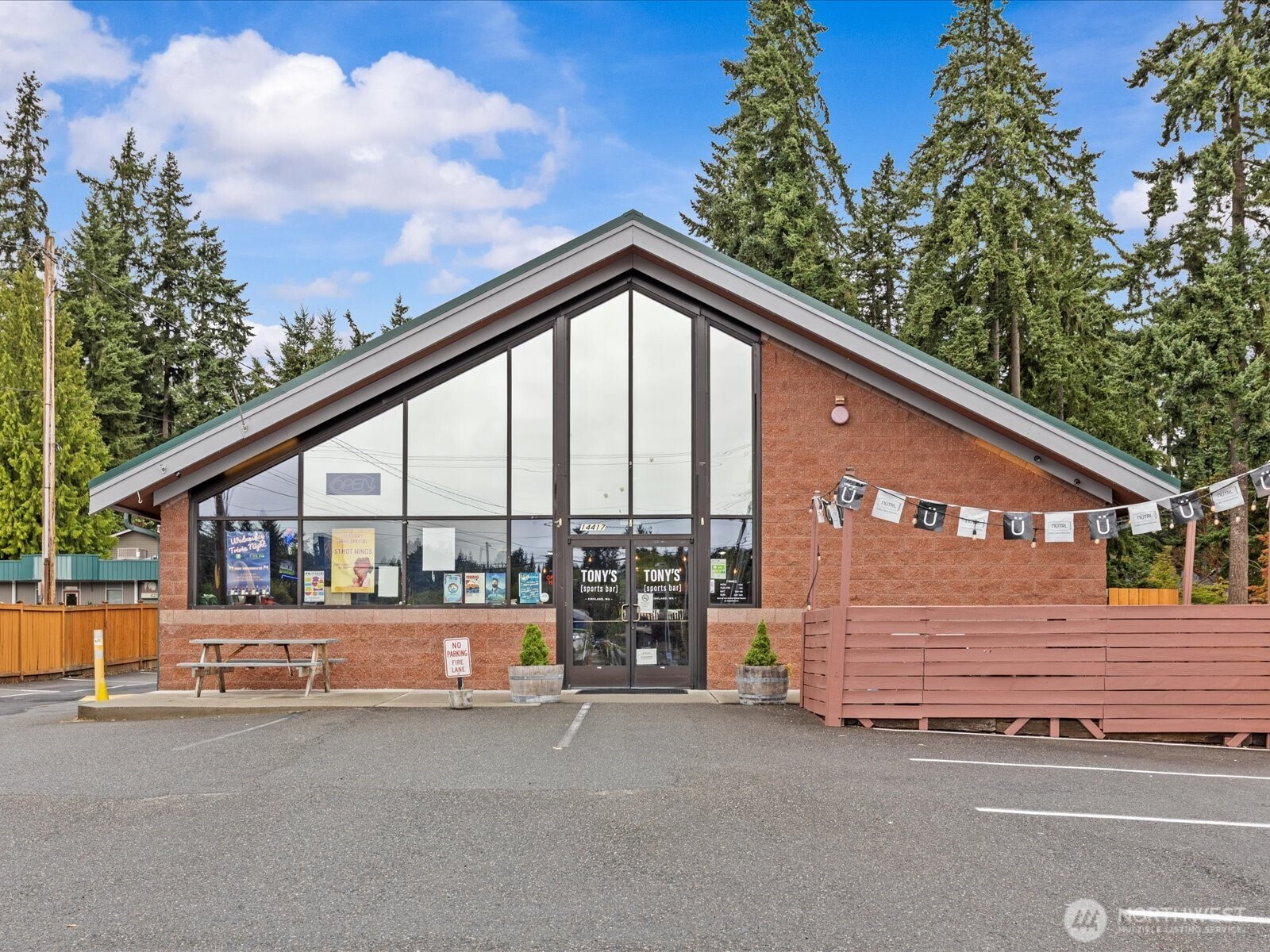14417 124th Avenue NE, Kirkland, WA 98034