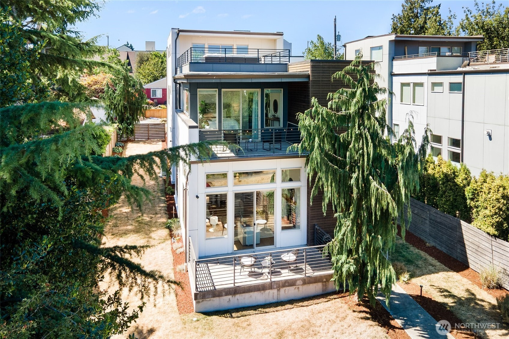 7529 32nd Avenue SW, Seattle, WA 98126