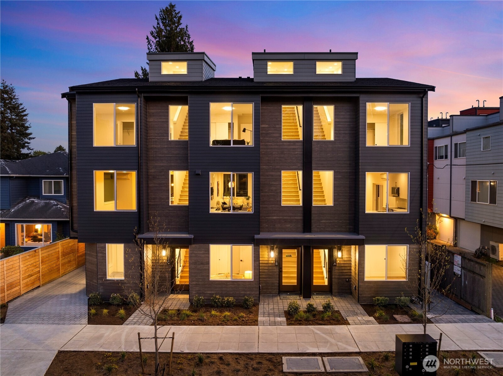 1913 B N 120th Street, Seattle, WA 98133