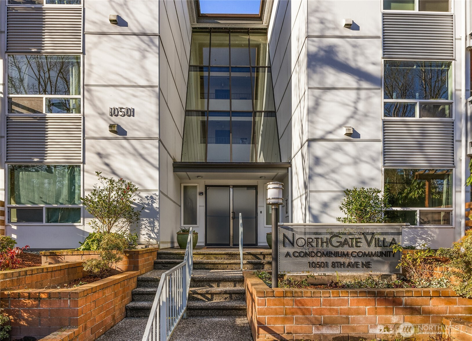 10501 8th Avenue NE, Seattle, WA 98125