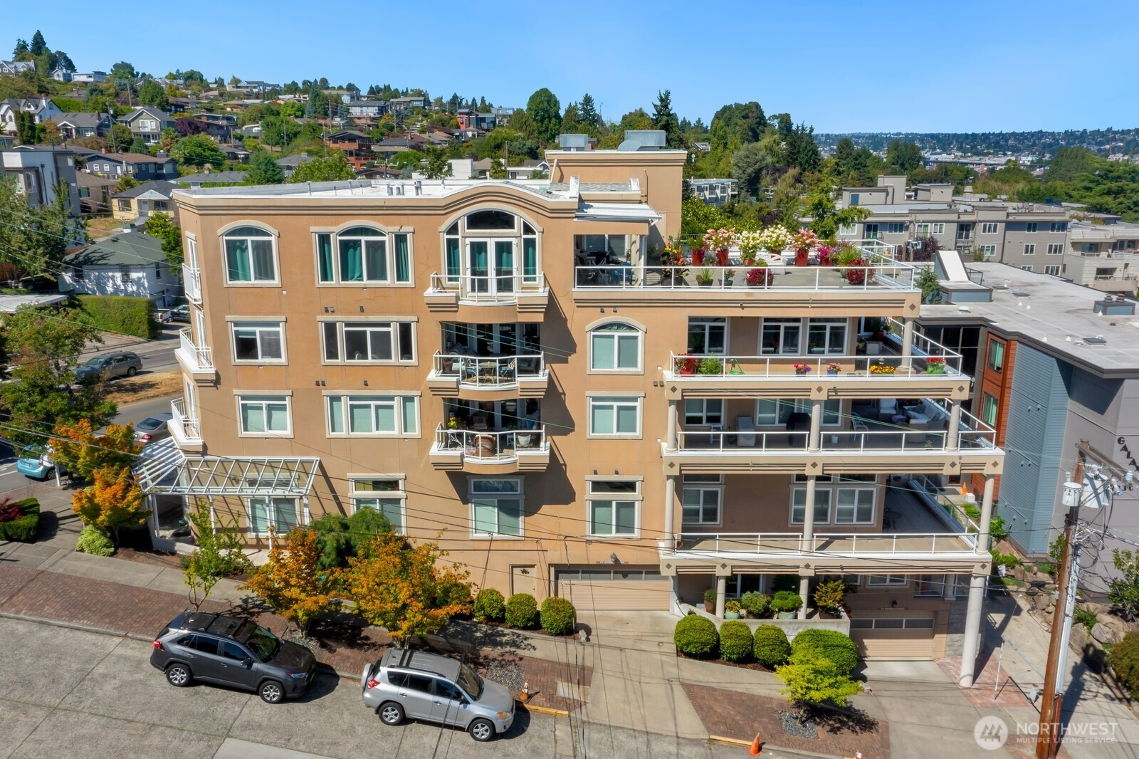2100 Thorndyke Avenue W, Seattle, WA 98199