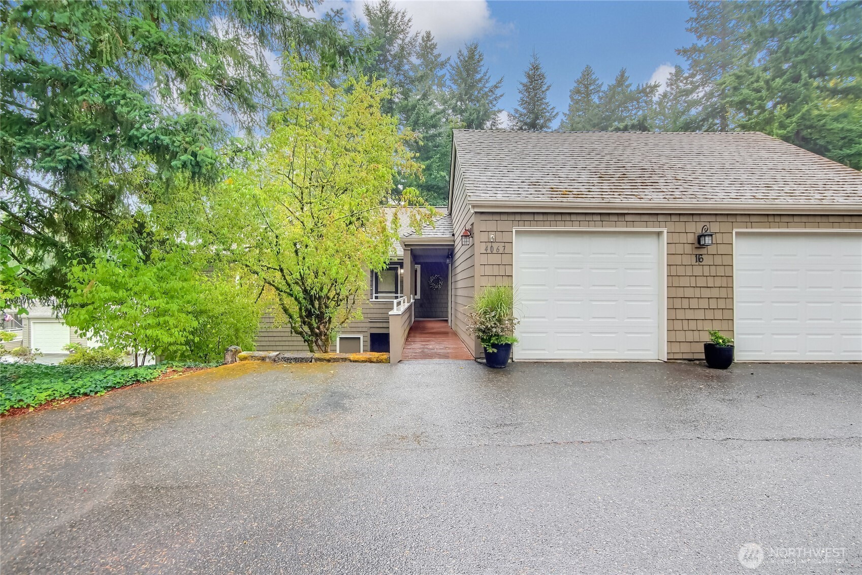 4067 220th Place SE, Issaquah, WA 98029