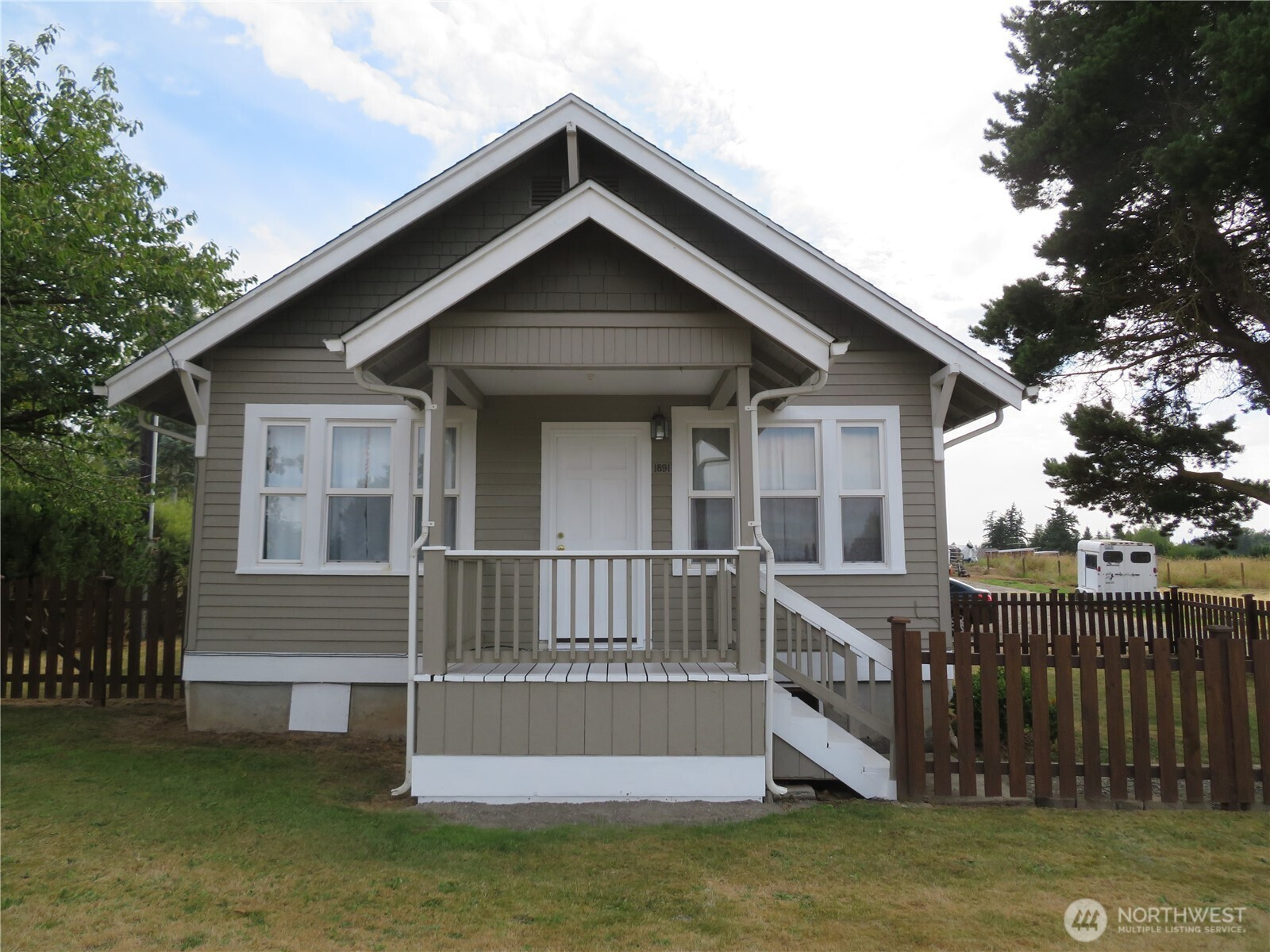 1891 E Smith Road, Bellingham, WA 98226
