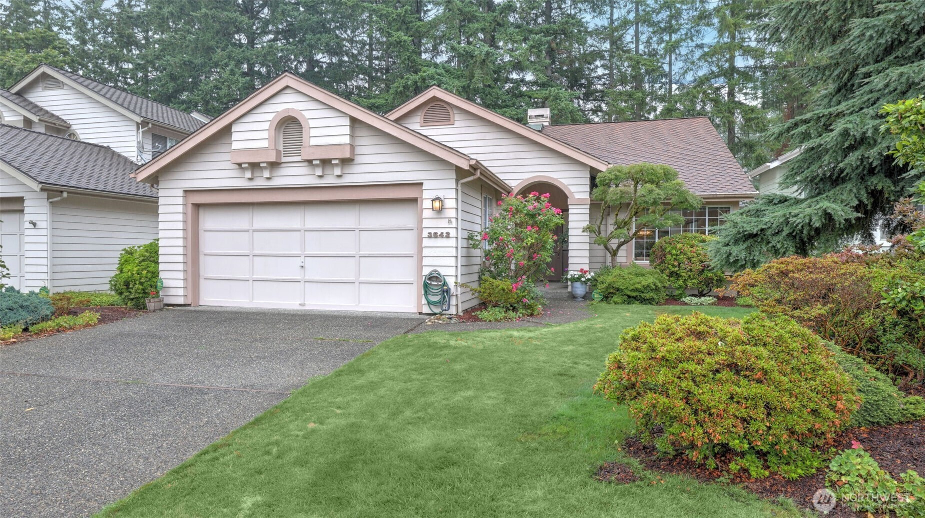 3642 254th Avenue SE, Sammamish, WA 98029