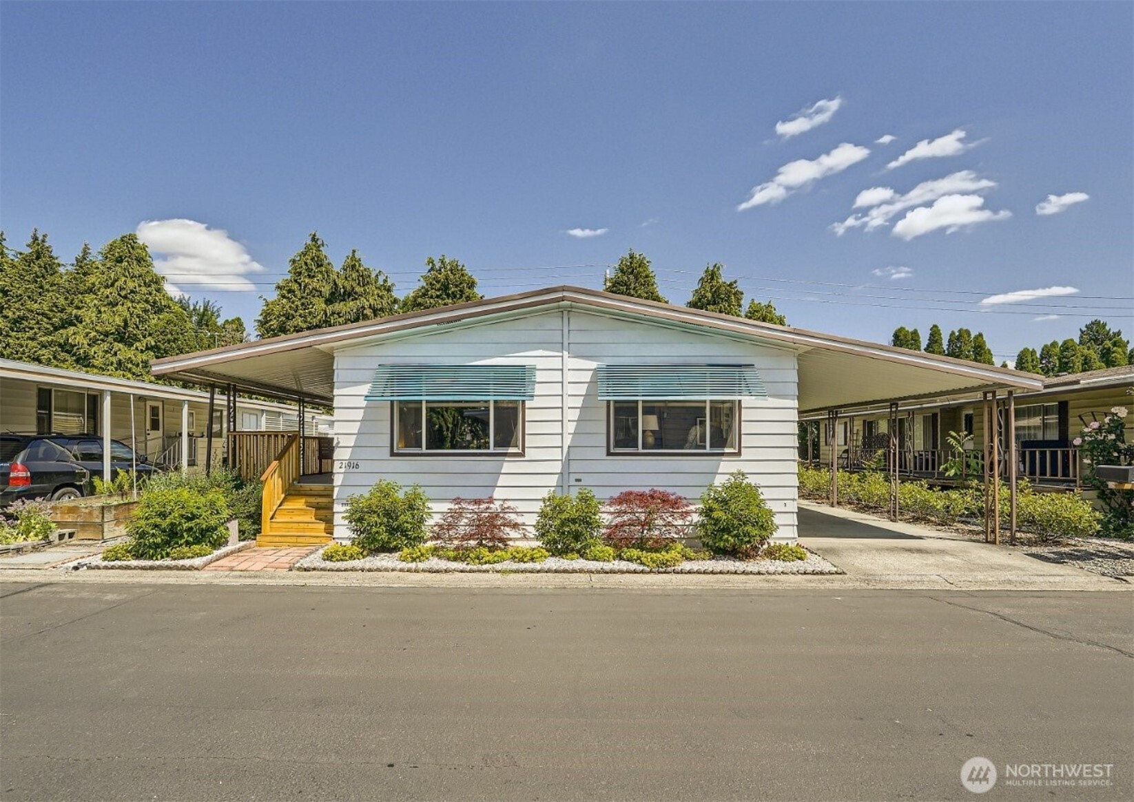 21916 107th Place SE, Kent, WA 98031
