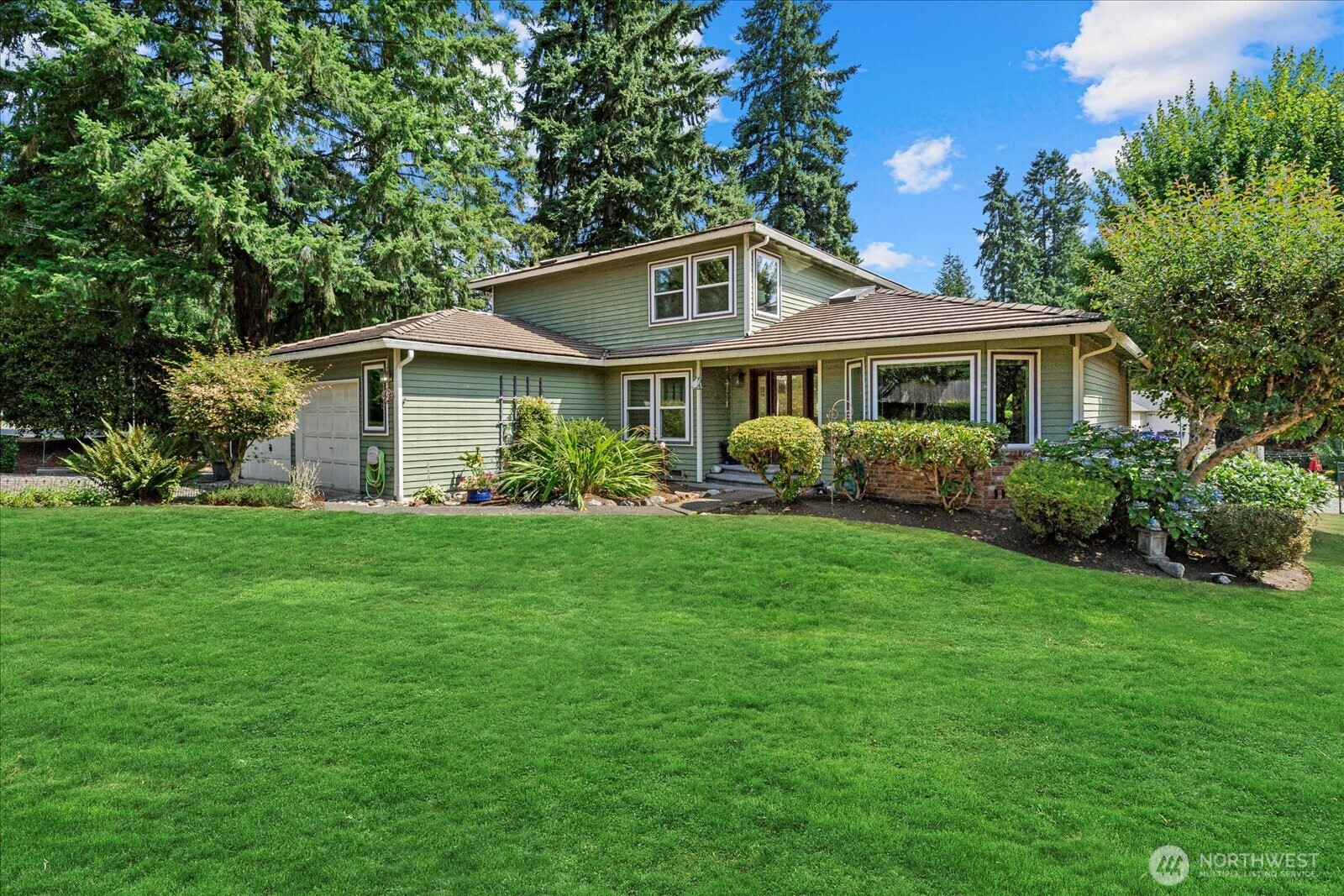 19418 170th Avenue NE, Woodinville, WA 98072