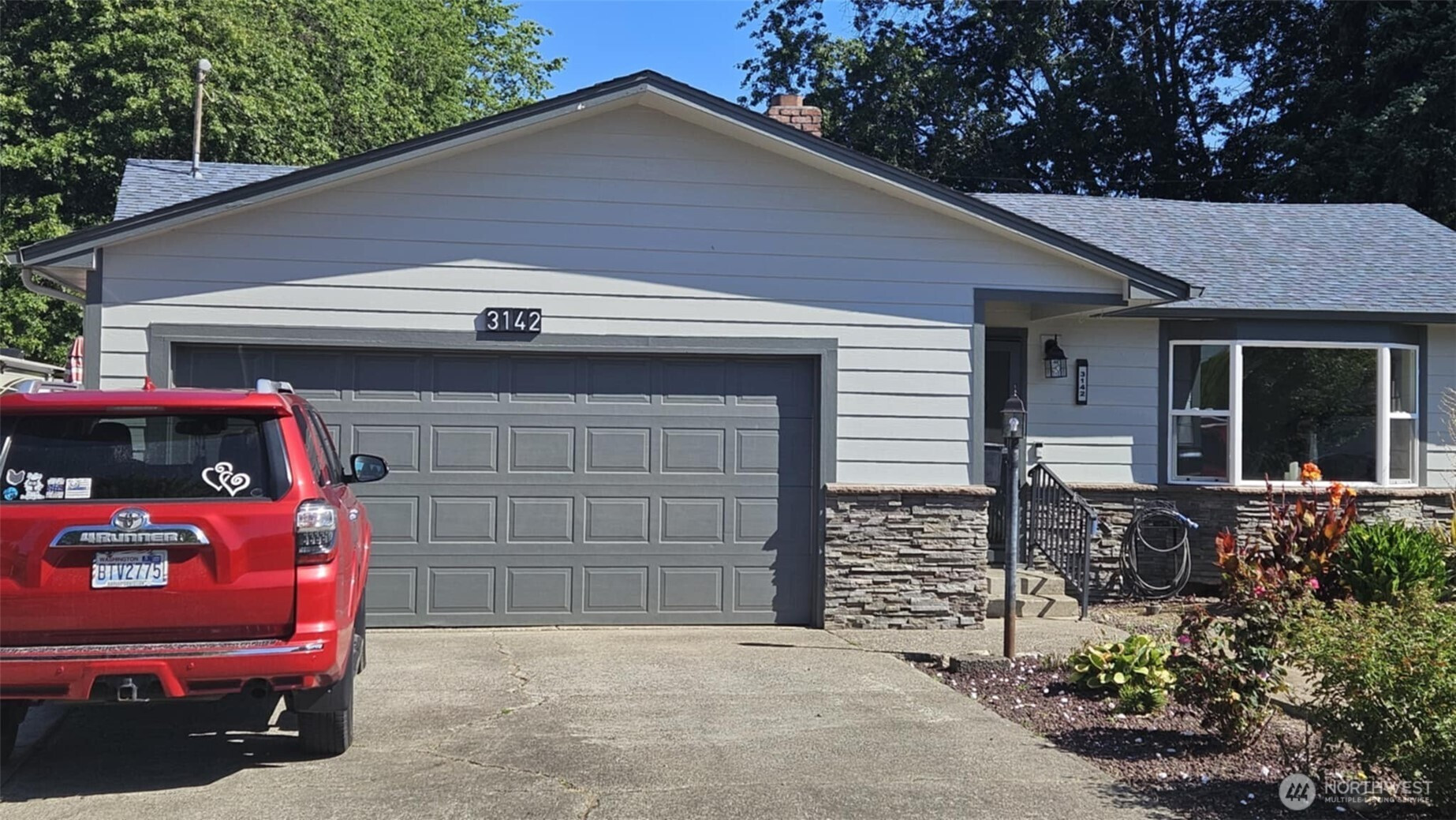 3142 Maple Street, Longview, WA 98632