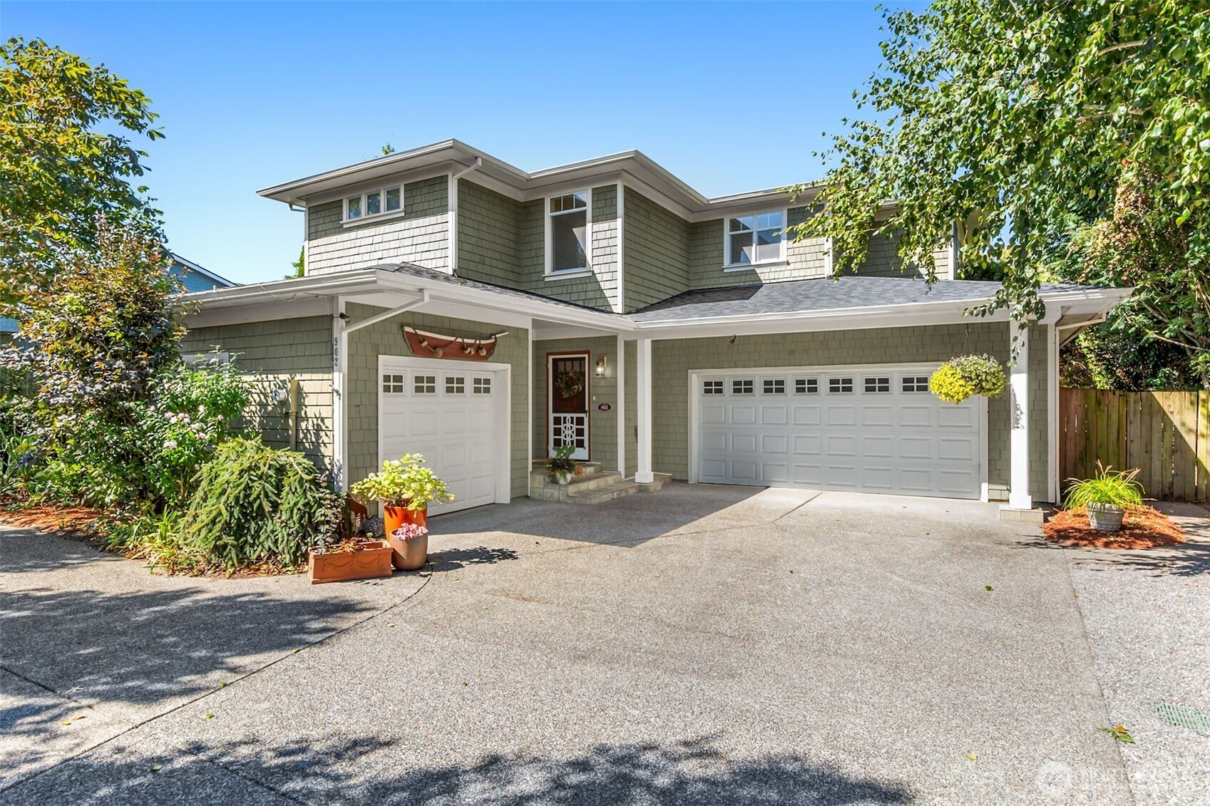 902 S Linden Lane, Tacoma, WA 98465