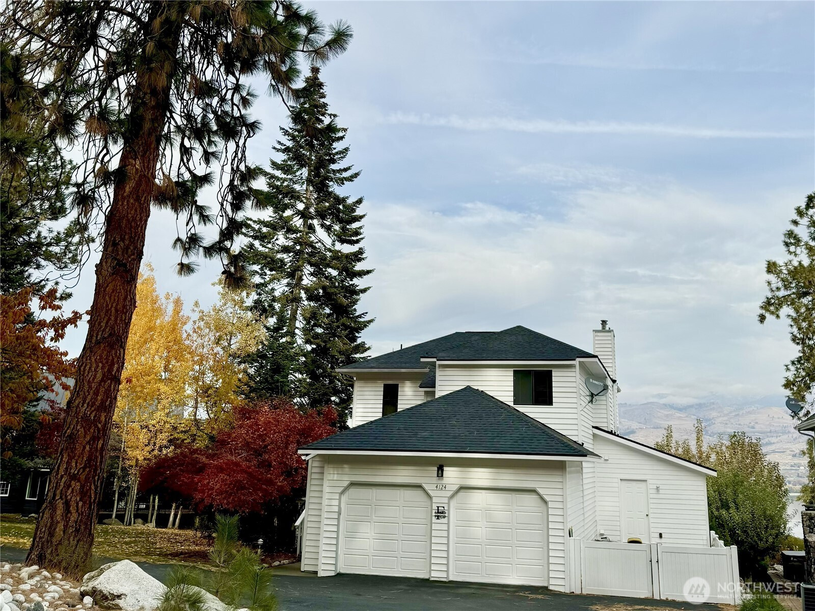 4124 Lakeview Place, Chelan, WA 98816