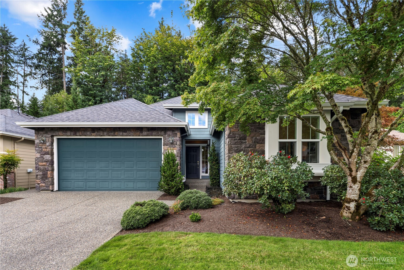 11823 242nd Place NE, Redmond, WA 98053