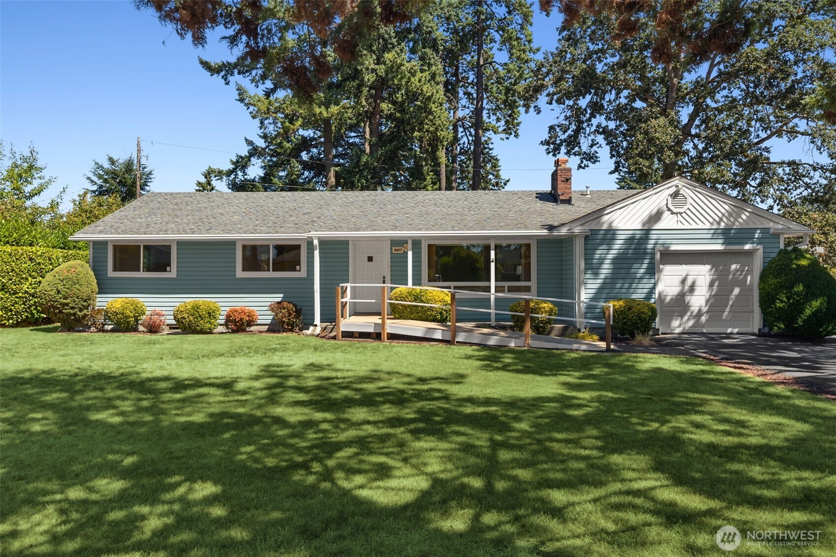 10617 Rainier Avenue SW, Lakewood, WA 98499
