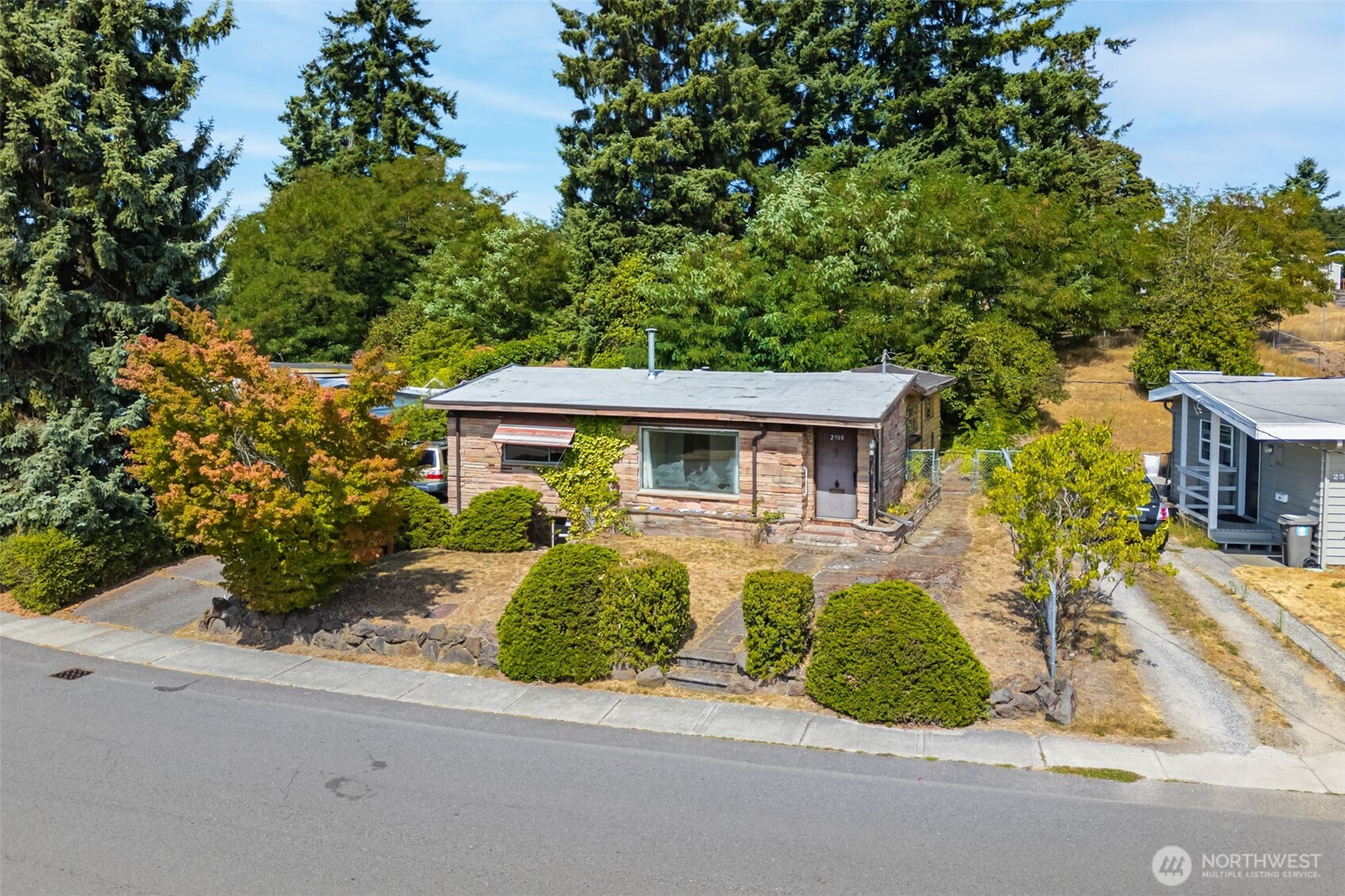 2508 NE 5th Place, Renton, WA 98056