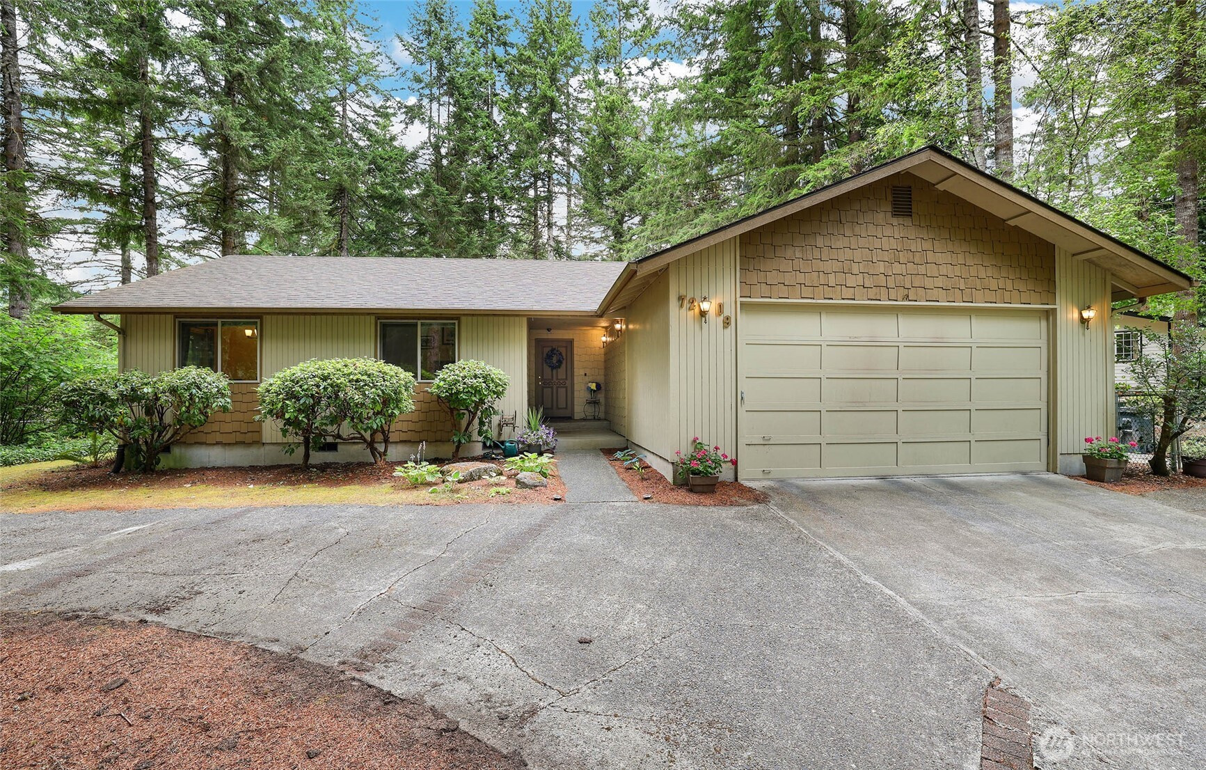 7209 Glen Annie Lane SW, Olympia, WA 98512
