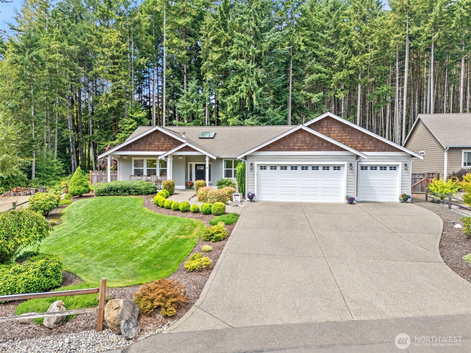 251 Teal Court, Port Orchard, WA 98367