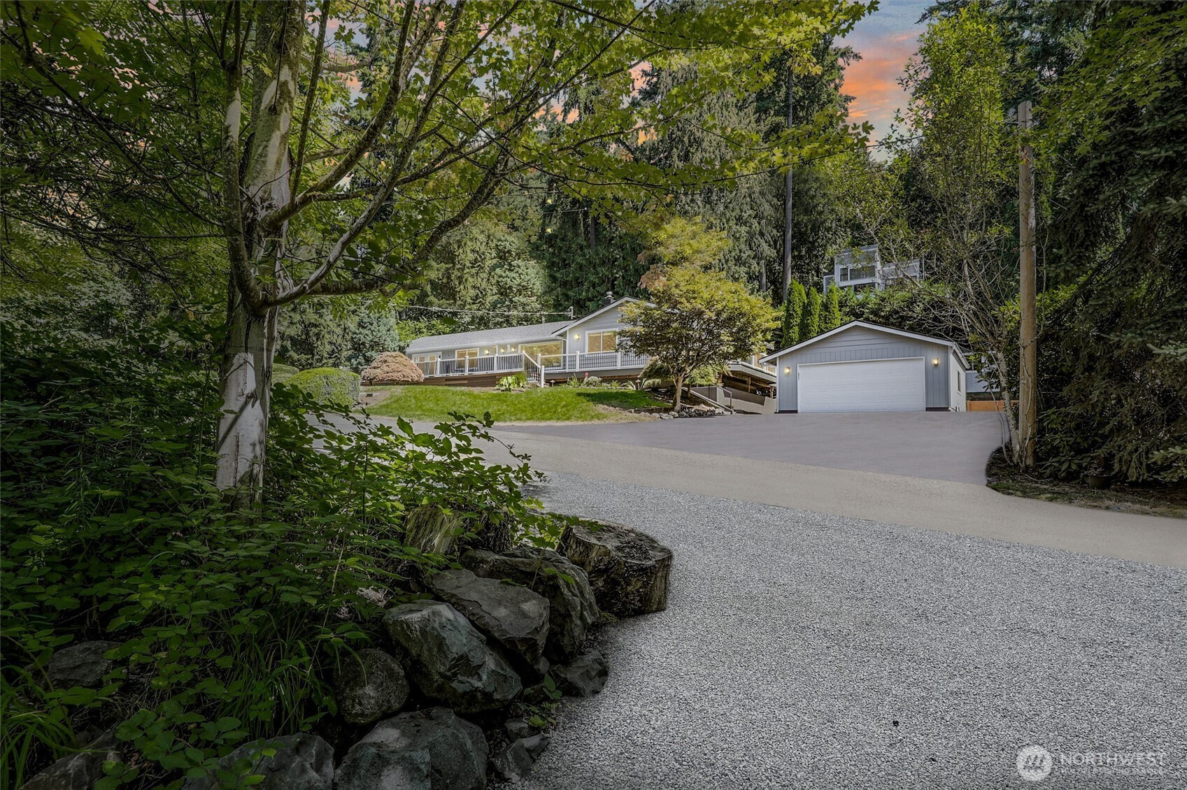1136 205th Avenue NE, Sammamish, WA 98074