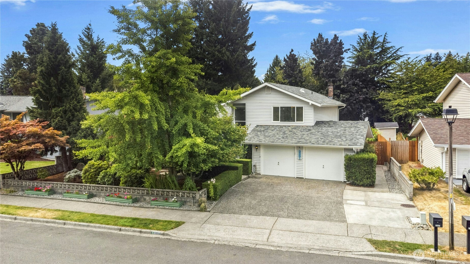 2221 Vashon Avenue NE, Renton, WA 98059