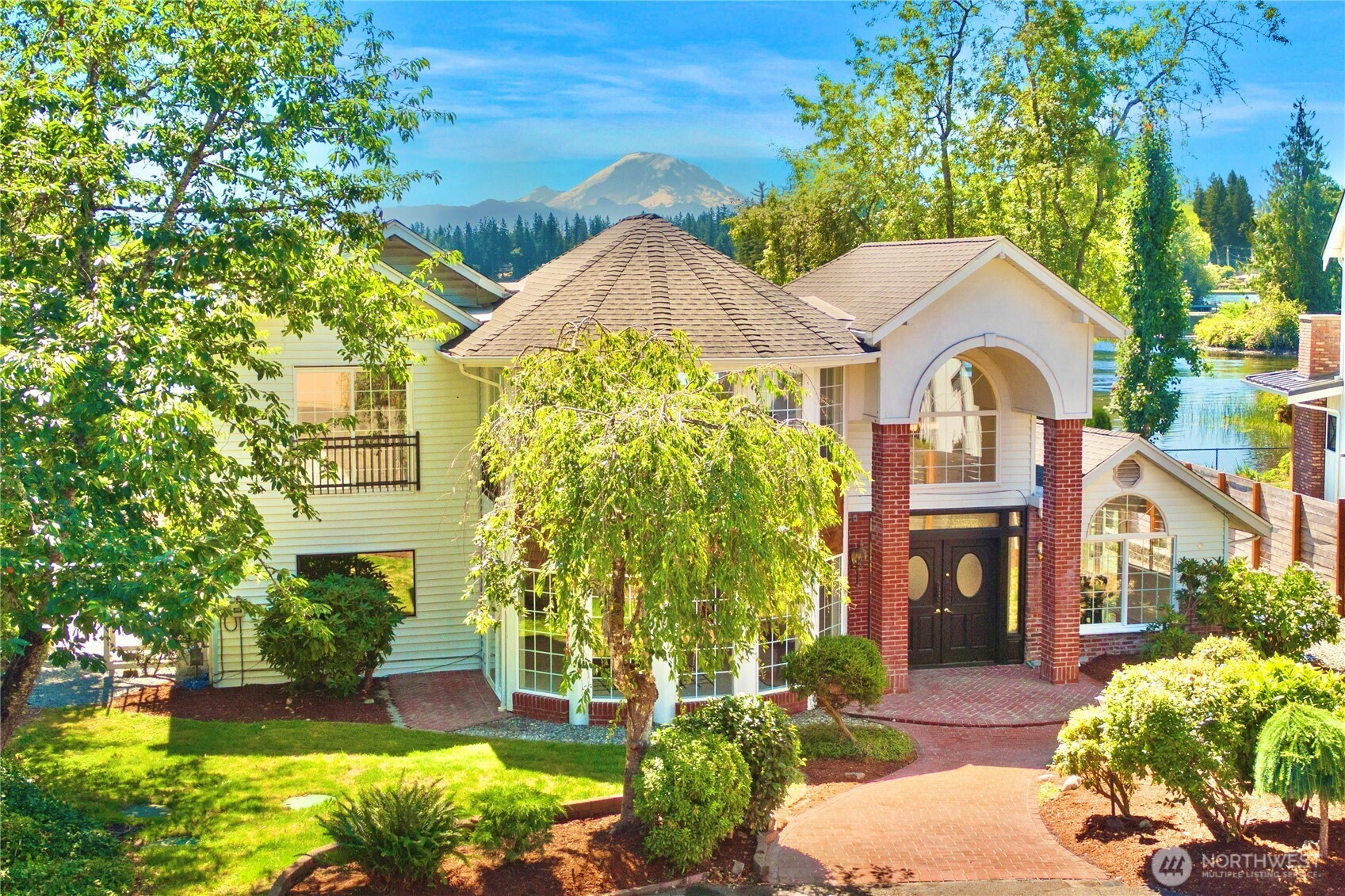 22547 SE 298th Street, Black Diamond, WA 98010