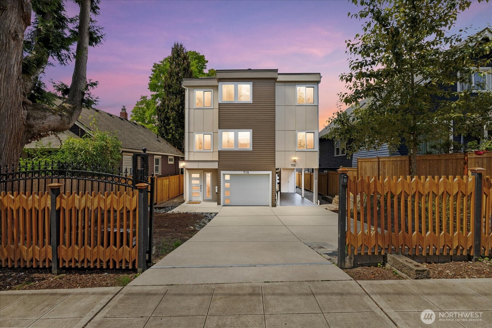 715 28th Avenue S, Seattle, WA 98144