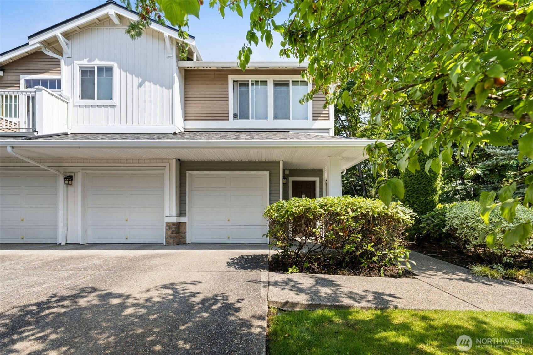 21026 40th Place S, SeaTac, WA 98198