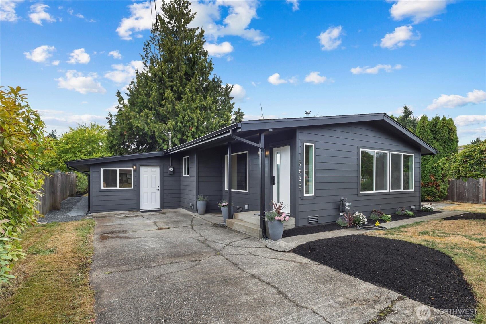 9630 Sharon Drive, Everett, WA 98204