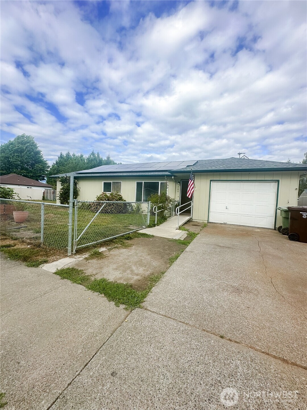 760 34th, Longview, WA 98632