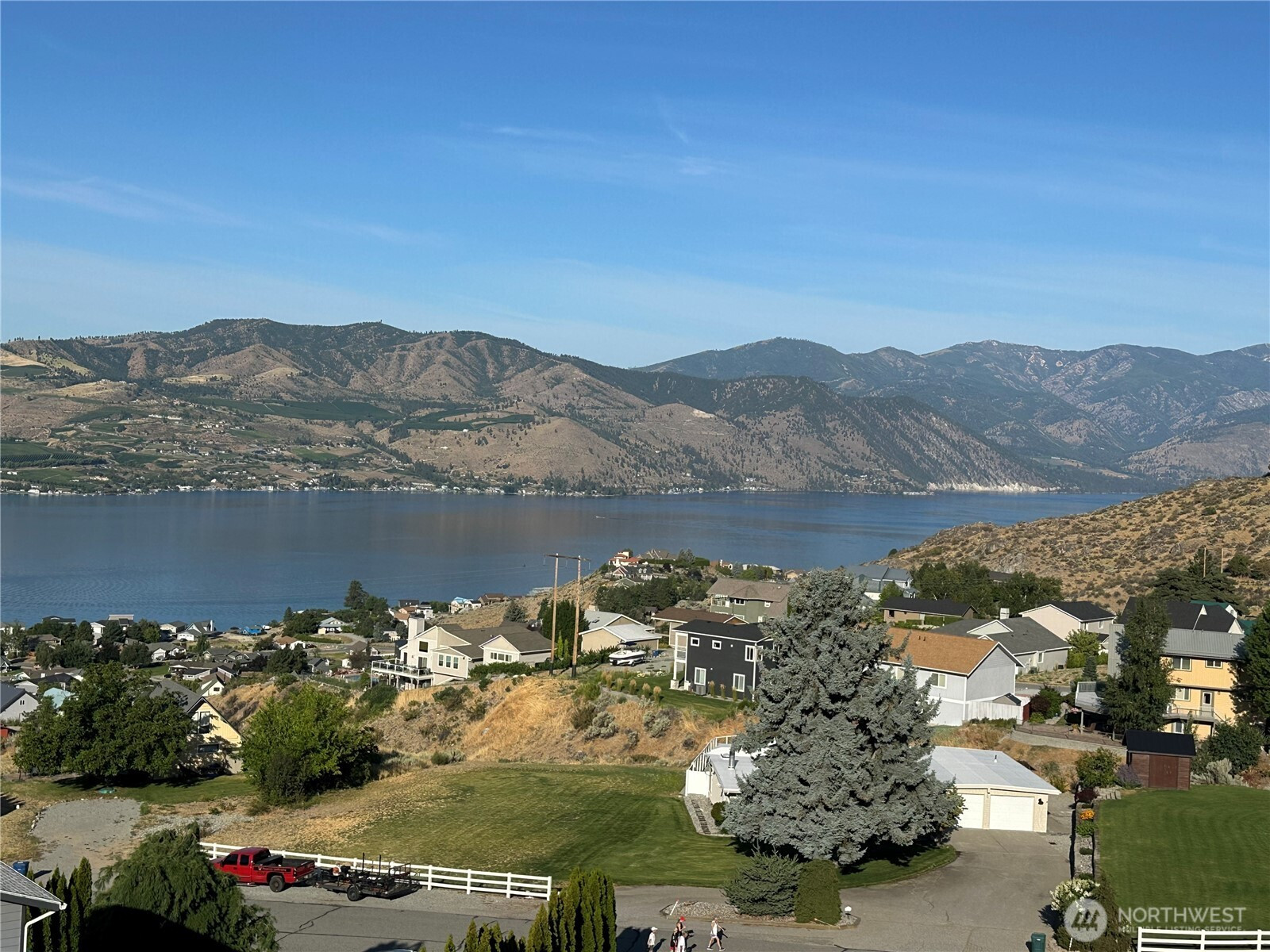 211 Pinnacle Place, Chelan, WA 98816