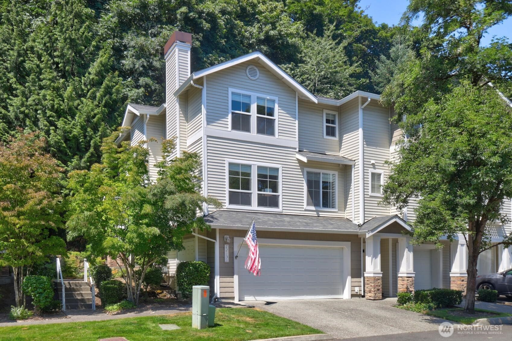 22131 39th Place S, Kent, WA 98032
