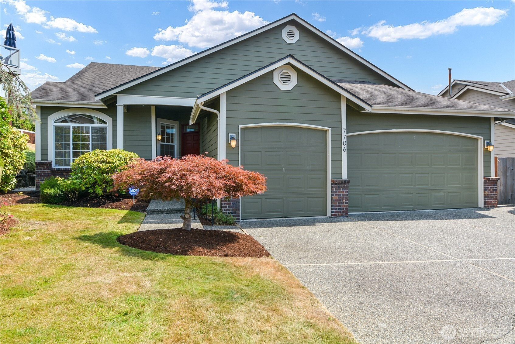 7706 72nd Street NE, Marysville, WA 98270