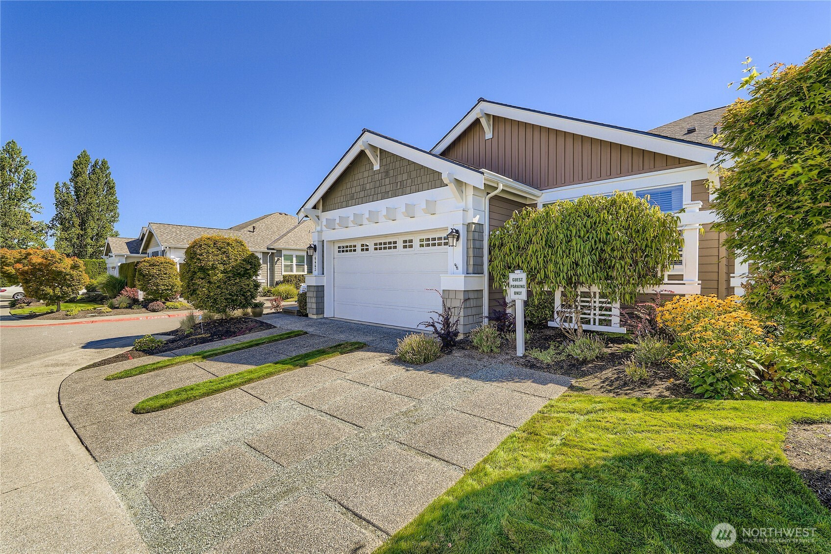 6443 112th Avenue SE, Newcastle, WA 98056