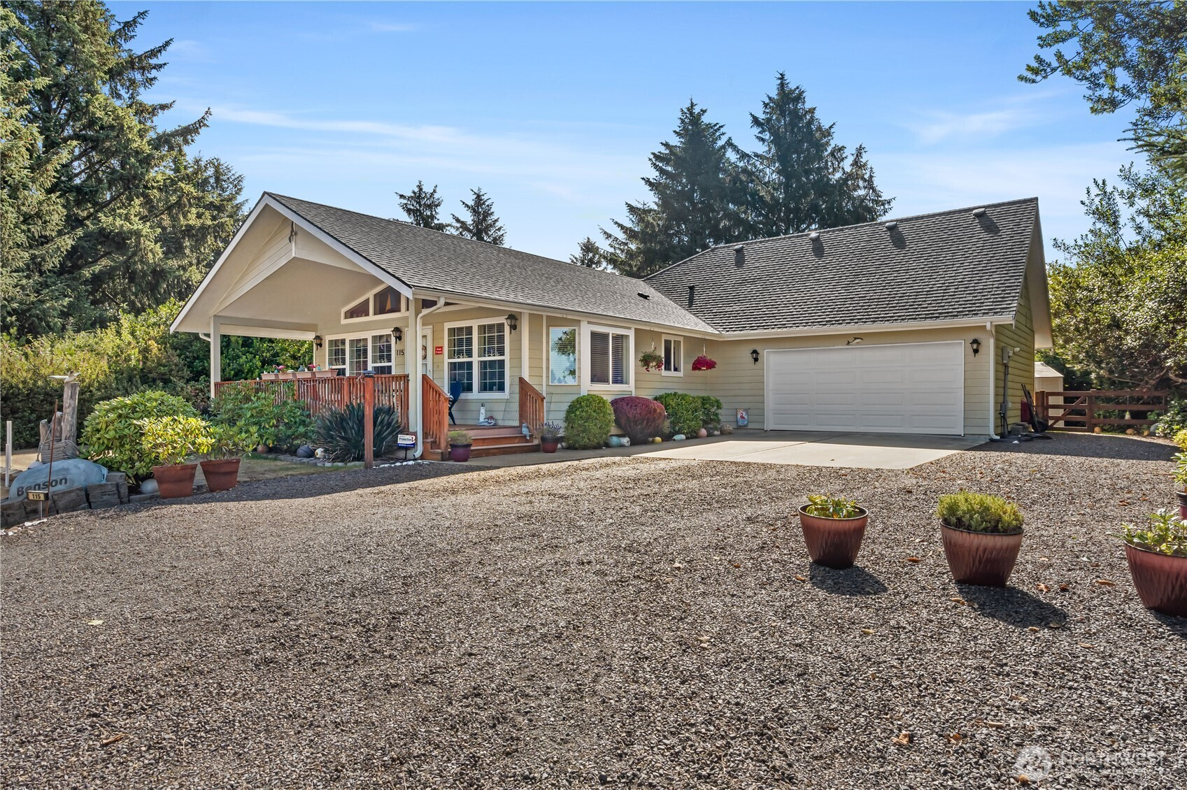 115 S Razor Clam Drive SW, Ocean Shores, WA 98569