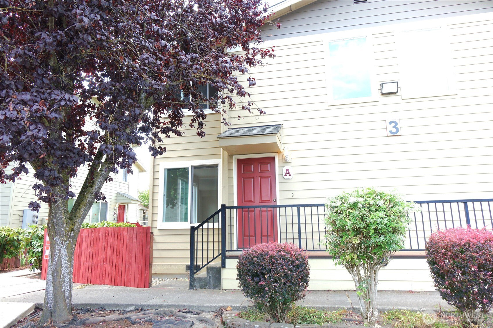 2902 13th Street, Everett, WA 98201