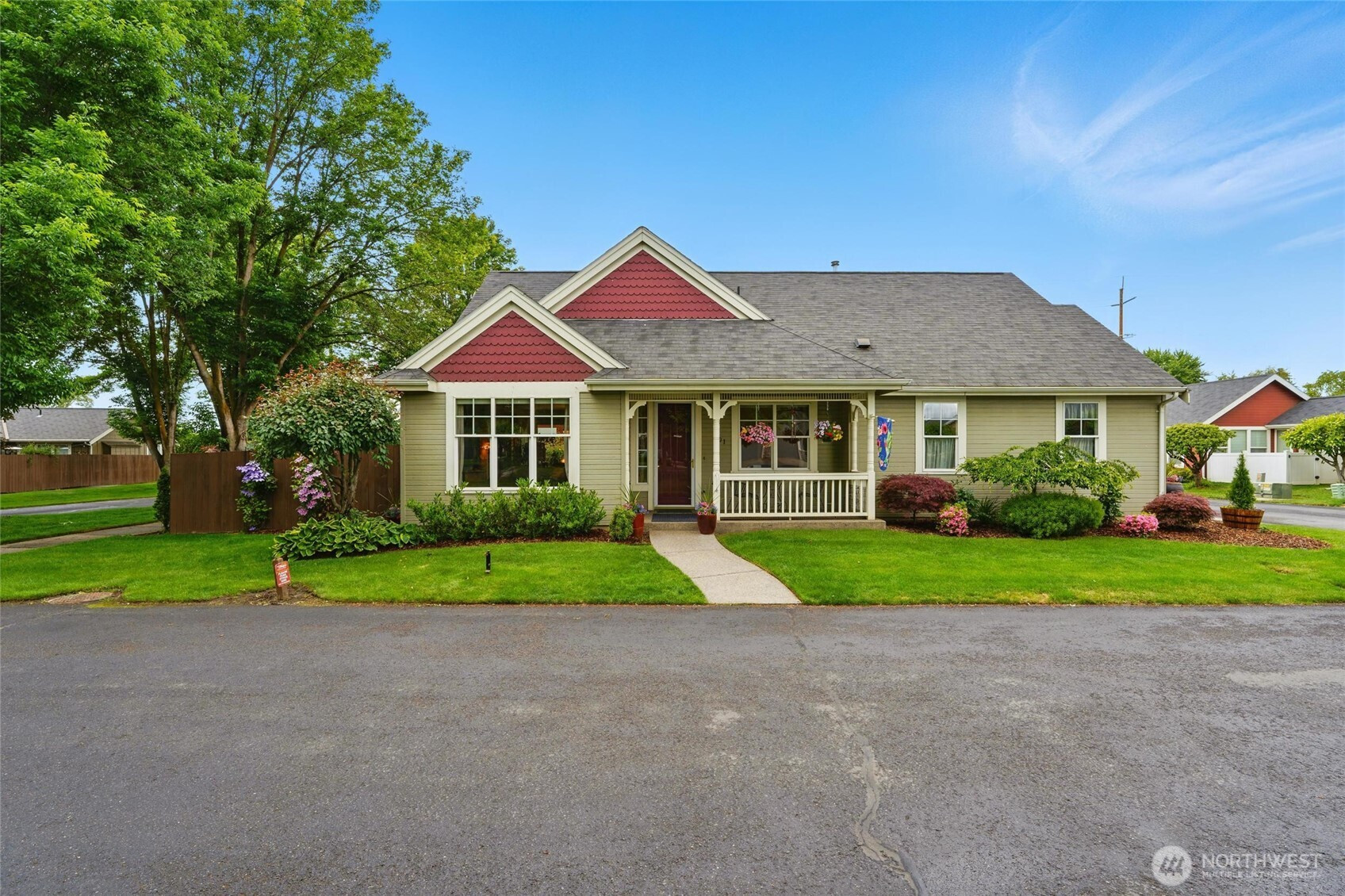 801 SE Larkspur Place, College Place, WA 99324