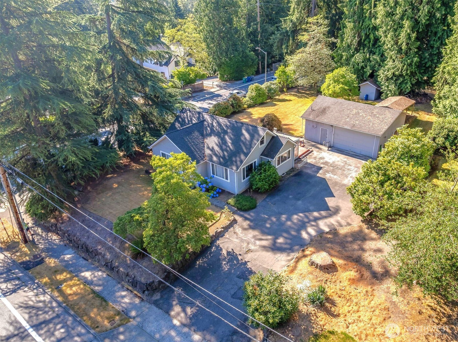 13853 NE 80th Street, Redmond, WA 98052