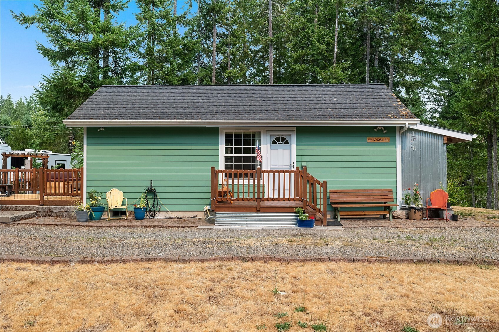 40 N Tebo Place, Hoodsport, WA 98548