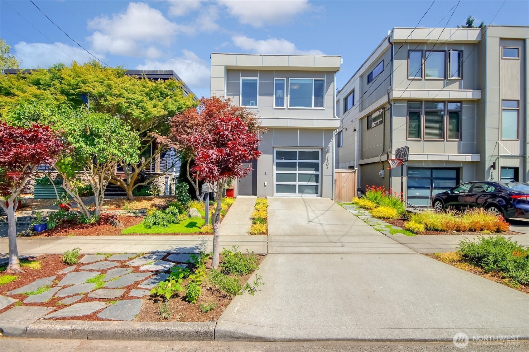 2304 Walnut Avenue SW, Seattle, WA 98116