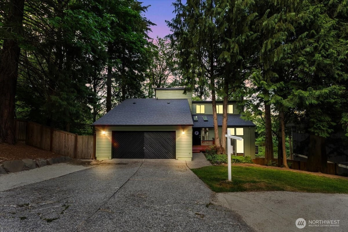21827 4th Avenue SE, Bothell, WA 98021