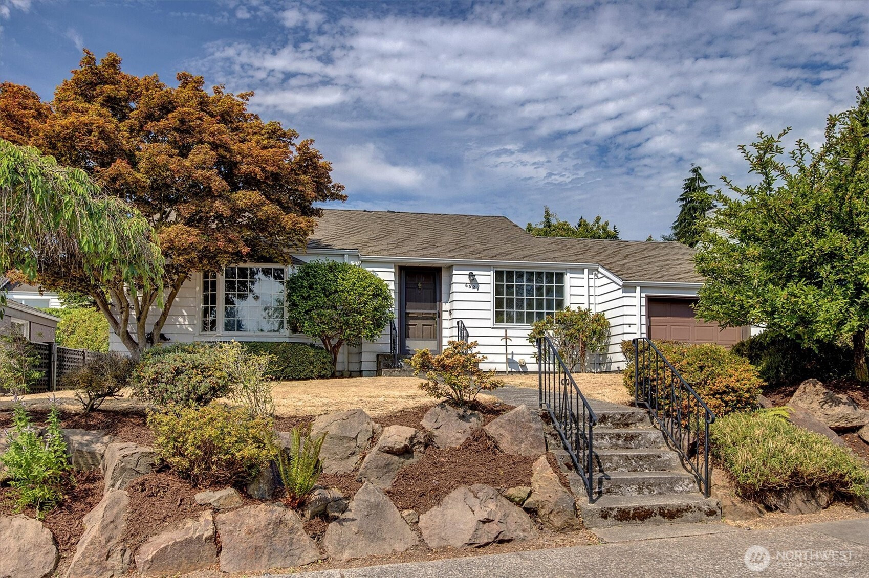 6527 54th Avenue NE, Seattle, WA 98115