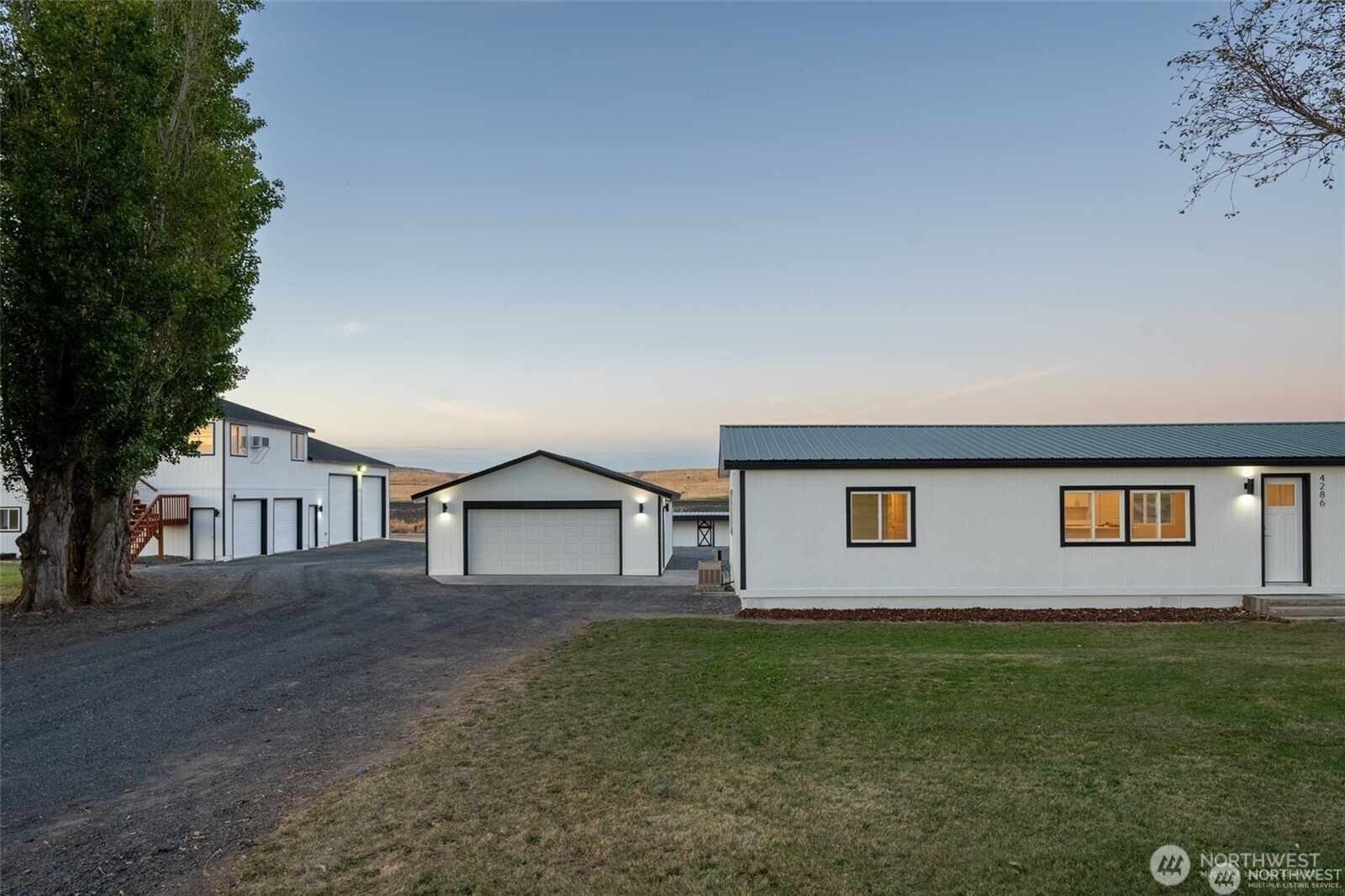 4286 Road 20 NE, Soap Lake, WA 98851