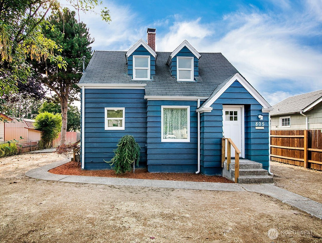805 N Kelso Avenue, Kelso, WA 98626