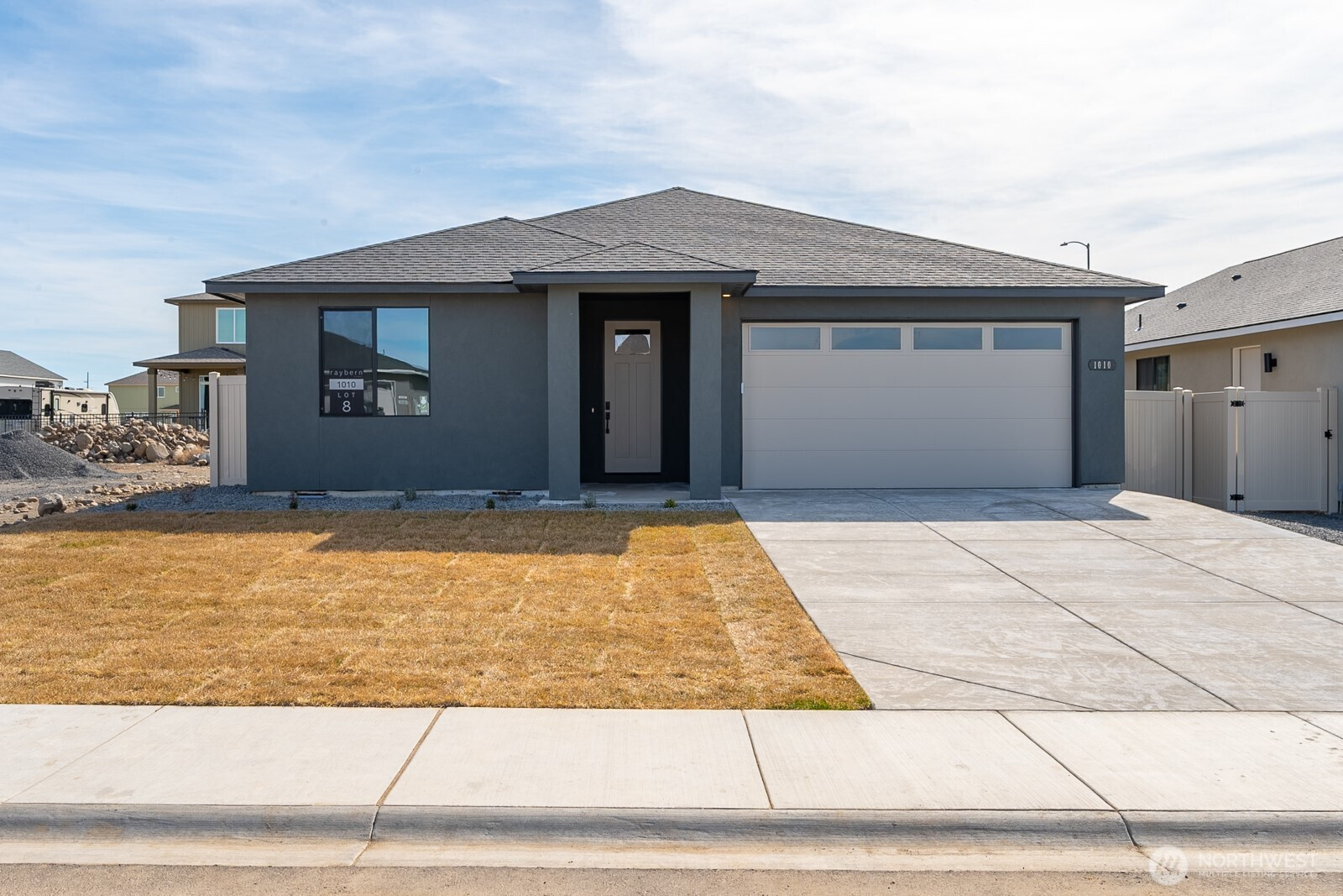 1126 9th Avenue NE, Ephrata, WA 98823