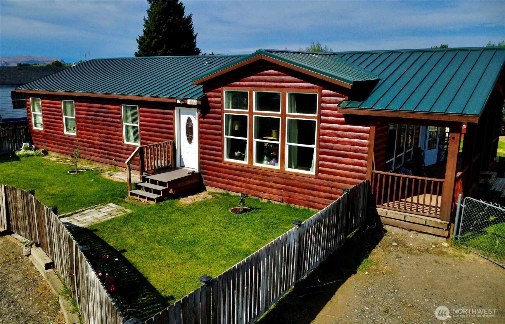 613 SW Tradewind Way, Mattawa, WA 99349