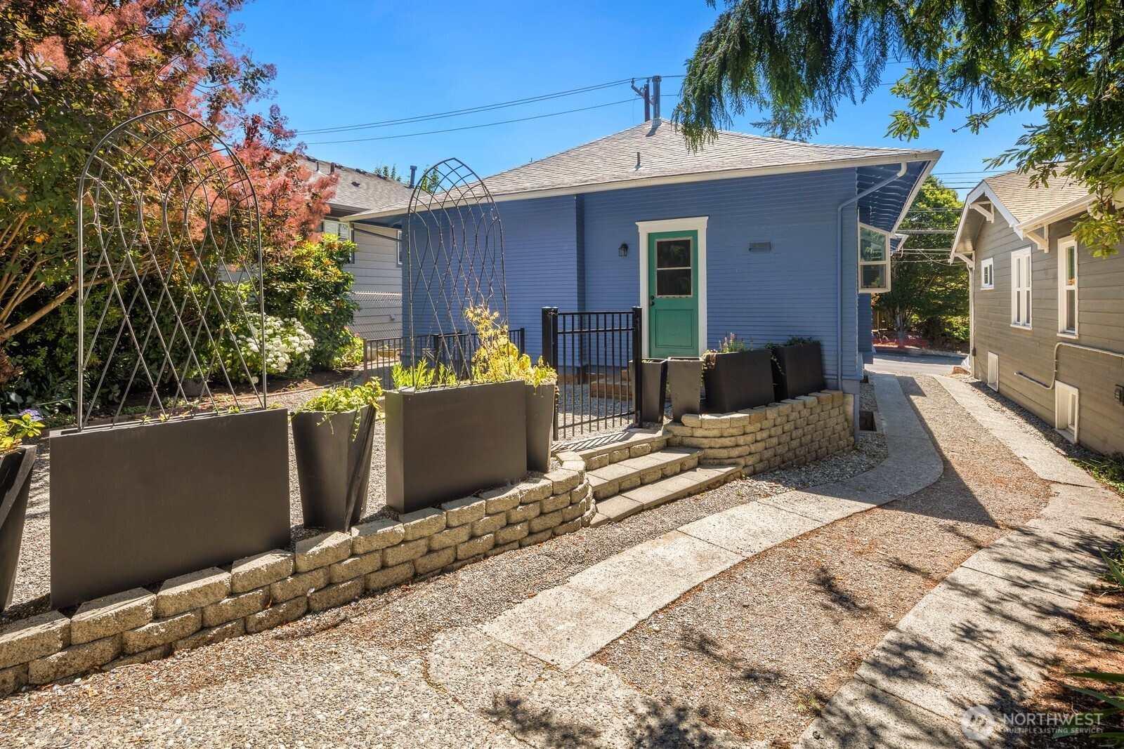 1624 N 50th Street, Seattle, WA 98103